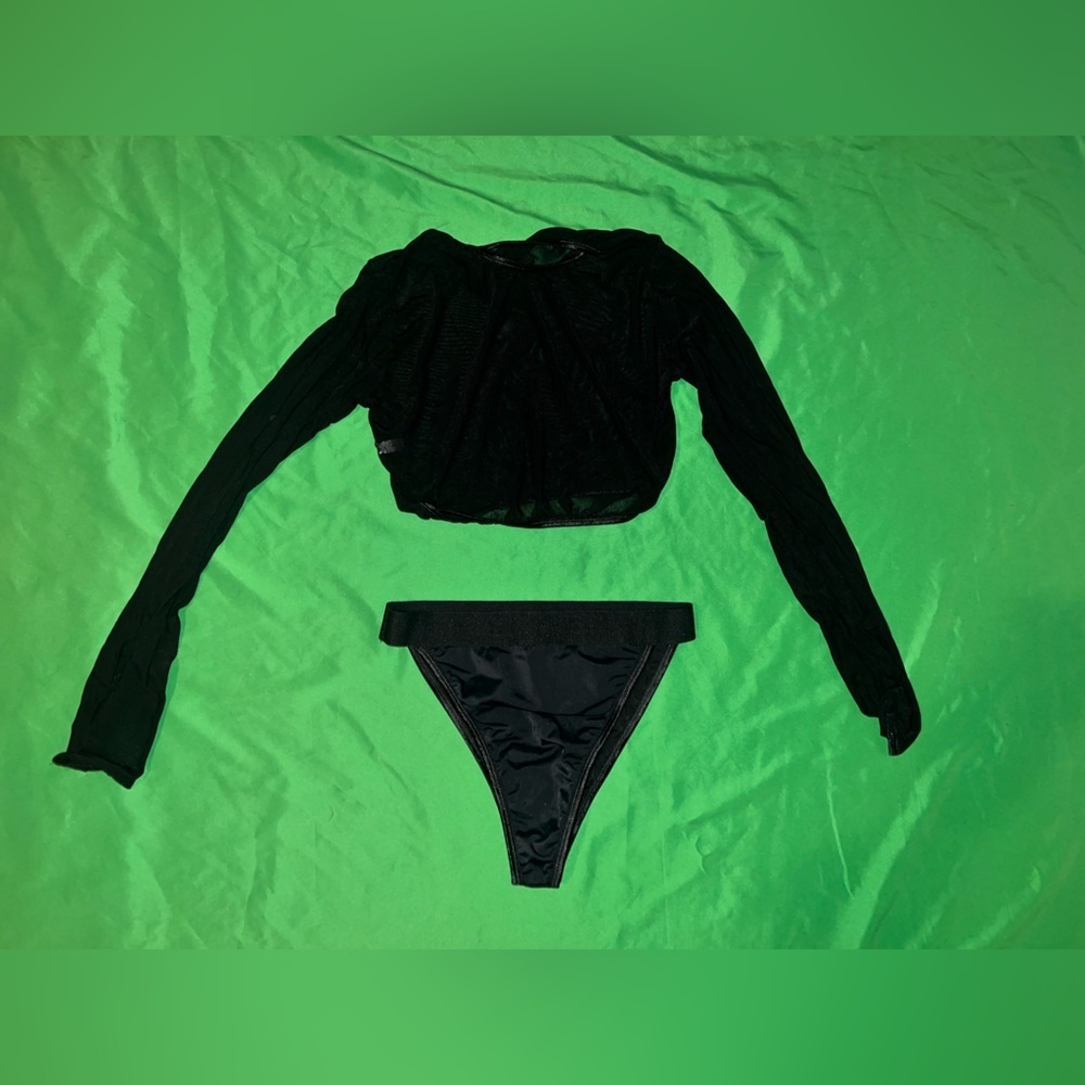 SHEIN Black Long Sleeve Swim Set size Small